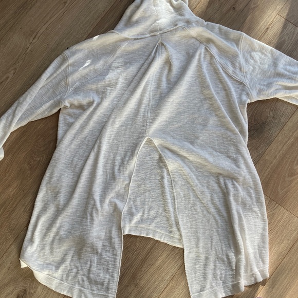 Free people split back - Picture 2 of 5